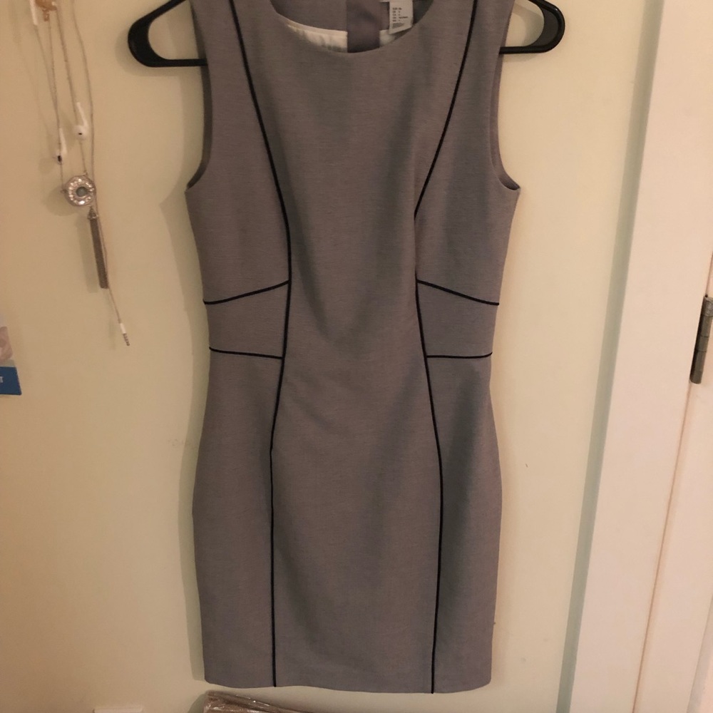 H&M Sleeveless Dress
